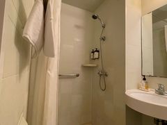 -锦江之星(广州海珠江泰路地铁站店)