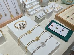-LADY FAFA(巨鹿路陕西南路路口店)