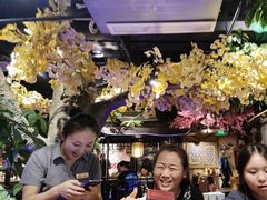 -城墙拐拐火锅(三峡广场黑金冠店)