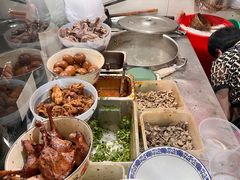-叶新小吃店(来凤小区总店)