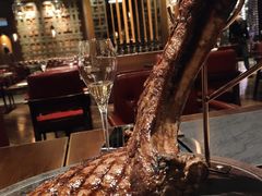 -恰餐厅及酒吧 CHAR Bar & Grill (北京丽都皇冠假日店)