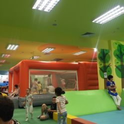 -莫莉幻想儿童乐园(武汉金银潭永旺店)