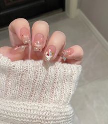 -悦指间美甲美睫
