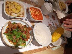 -老乡鸡(上海白玉兰广场店)