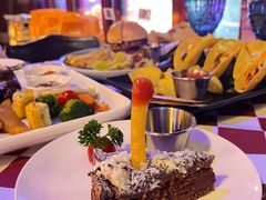 -鲨鱼美式餐厅酒吧Sharky