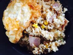 -必胜客宅急送(真北乐购店)