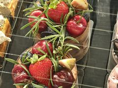 -W COLLECTIVE  DESSERT SHOP