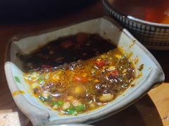 -野山舂·贵州现舂酸汤火锅(鸿通城店)