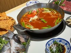 -王奋斗贵州酸汤牛肉火锅