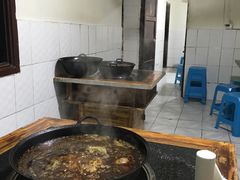 -石灰市毛记烧鸡公(解放碑店)