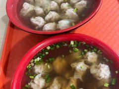 -张阿三馄饨店