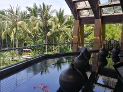 -三亚湾海居铂尔曼度假酒店