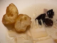 -侬佳蒸菜馆(听潮店)