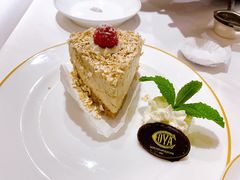 招牌燕麦蛋糕-COVA(新天地Xintiandi店)
