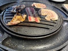 -七甲山烤肉(长白山奇石山珍根艺一条街店)