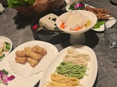 -德天肥牛海鲜火锅(城西银泰店)