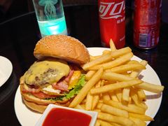 -于家堡洲际酒店·堡子里酒廊