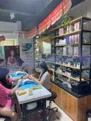 -潮店·虞妃妮轻奢美甲美睫馆