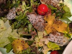 牛油果蔬菜沙拉-百饺园(平山道店)