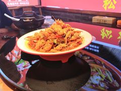 -川流不息·地道川菜·小龙虾(新松江路店)