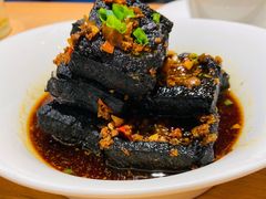 招牌秘制臭豆腐-楚山晓·湖北菜(武汉光谷K11店)
