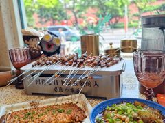 -小董哥烤串·爆汁大油边(故宫店)