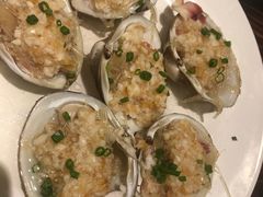 蒜蓉蒸北极贝-蚝美人·生蚝海鲜烧烤(茶花园店)