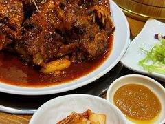 -喇喇排骨火锅·传统韩式脊骨汤(望京西园总店)
