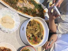 -有红鸡毛店·川菜(建设路店)