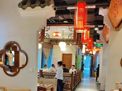 -万重锦·人文川菜馆(骡马市店)