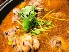 精品砂锅羊棒骨-百味源炭火烤翅 ·夜市大排档(酒仙桥店)
