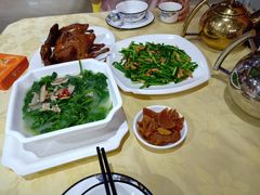 -味为先光明乳鸽(光明总店)