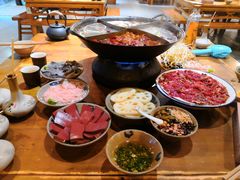 -白乐天毛肚火锅馆(解放碑店)