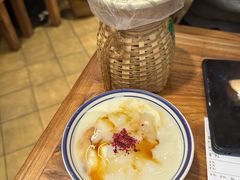 -云阿蛮云南生烫牛肉米线(奉贤路店)