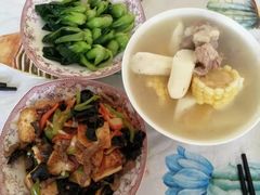 -爱的果实月嫂育婴师(世纪东方店)
