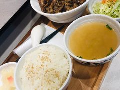 -熊吞·大碗丼烧肉饭(济宁万达广场店)