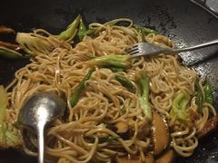 铁锅焖面-禧和源养生素食茶馆