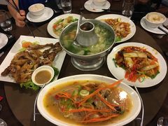 -Neary Khmer Restaurant