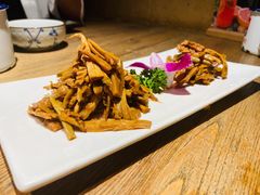 -70后饭吧(府河街店)
