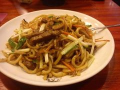 牛柳炒乌冬-洞味圆茶餐厅(嘉立店)