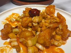 宫爆虾球-小河盐帮·私家菜·烤鸭(三元桥·霄云路店)