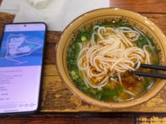 -正宗李家土鸡米线店