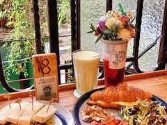 -西关84·History·Art·Cafe