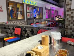 -马路牙子烧烤音乐酒馆(望京店)