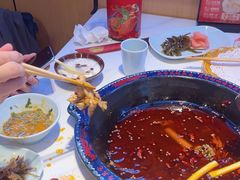 -何师傅美蛙鱼头(汉街店)
