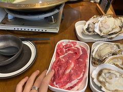 -天成·潮州牛肉脆肉鱼生蚝自助火锅