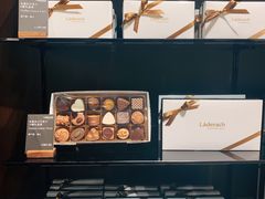 -Laderach 莱德拉(上海环贸iapm店)