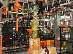 -嗨翻Hi-Fun竞技主题乐园·蹦床亲子生日轰趴(国光1937店)