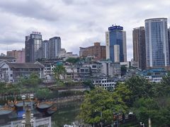 -包整·丝娃娃(一览甲秀楼风景店)