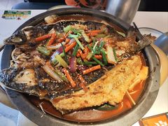 -鸣记脆皮烤鱼·海鲜烤鱼(三八广场店)